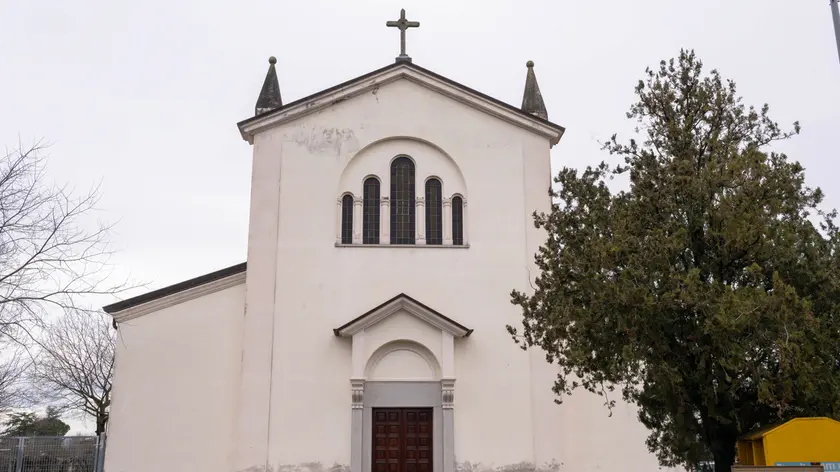 La chiesa di Laipacco festeggia 100 anni (foto Petrussi)