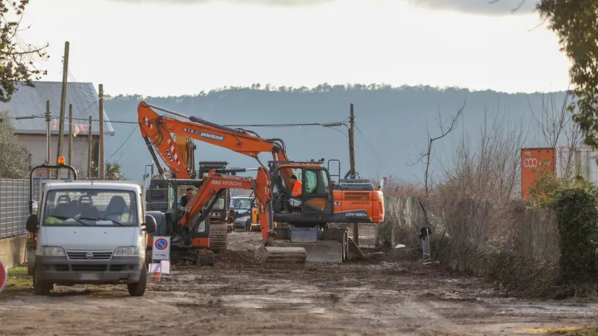 I lavori nell’area dove si svolgeranno i concerti, Foto Tibaldi
