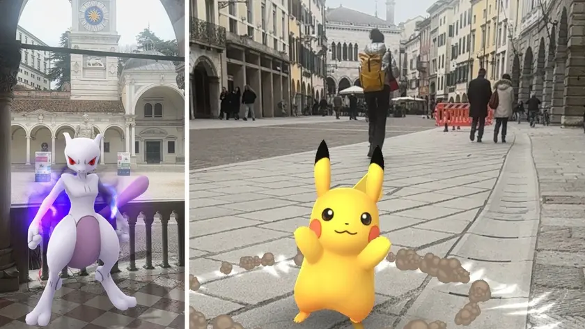 Due dei mostri più celebri "visualizzati" in centro a Udine in una sessione del gioco Pokémon Go