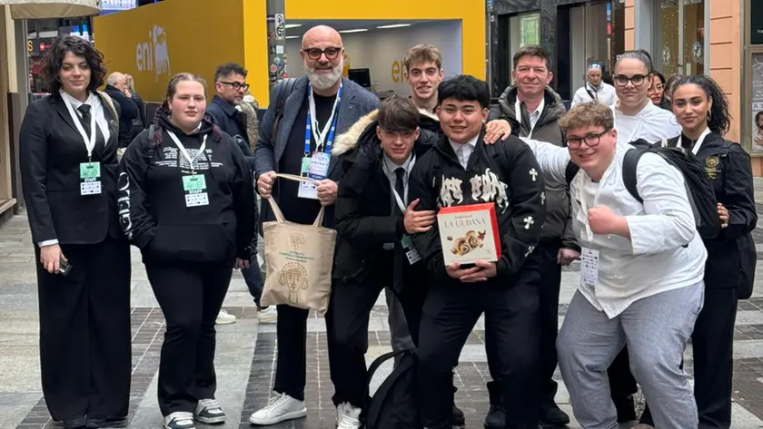 Pomarè con i ragazzi del Civiform