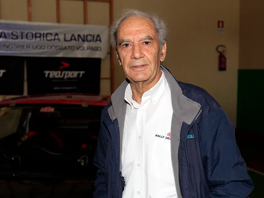 Volpago, raduno auto storiche Lancia. In foto l'ex pilota Sandro Munari