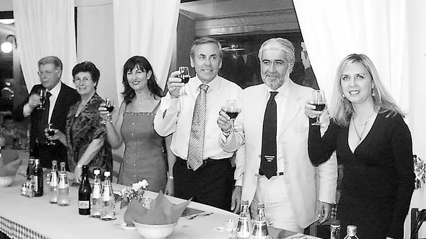 Una delle cene organizzate a Telepordenone (foto d'archivio)