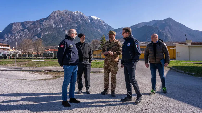 Il gruppo impegnato nel sopralluogo (fotoservizio Petrussi)