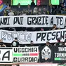Lo striscione apparso al Carnera in onore di Stefano Capitanio (foto Petrussi)