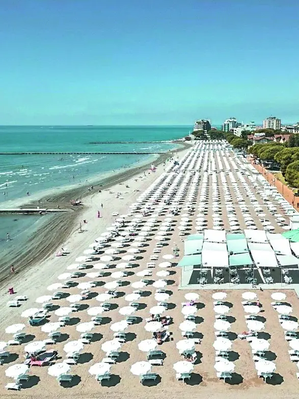 La spiaggia di Grado in una foto di archivio