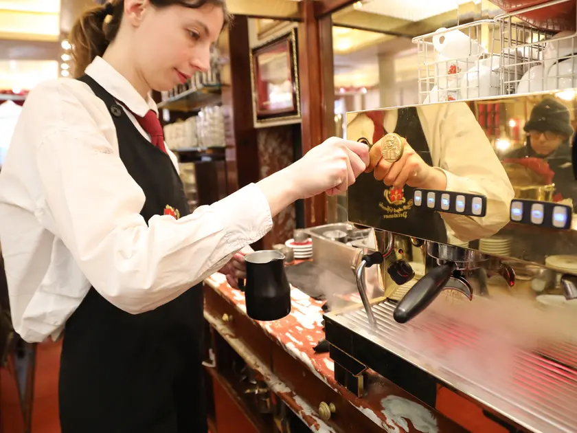 Il caro vita incide sui consumi. Foto Ambrosio/Petrussi