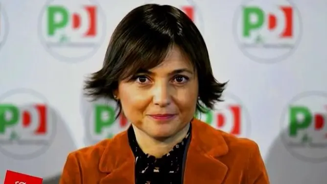 L'immagine di Debora Serracchiani nel video fake generato con l'IA