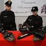 I carabinieri con le attrezzature dei vigili del fuoco recuperate
