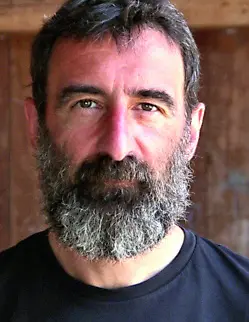 Emanuele Bertossi, scultore e illustratore