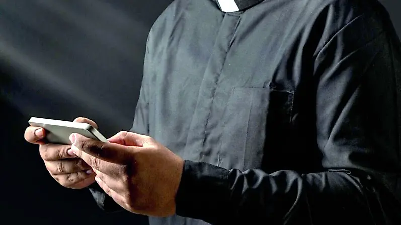 Falsi religiosi a processo in tribunale a Belluno