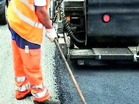 A Udine prenderà il via martedì 7 aprile il primo lotto del piano asfaltature 2026