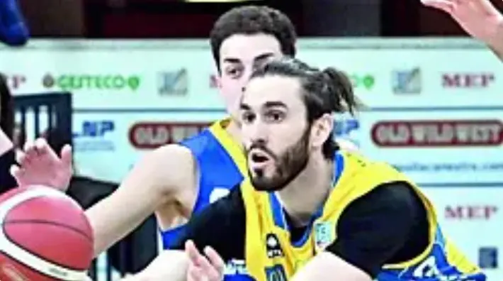 Fischietto Tbest Per Arbitri E Allenatori - Senza Pallina - Volume 130 Db - Colore Nero