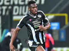 Il calciatore bianconero Idrissa Gueye in un’azione di gioco