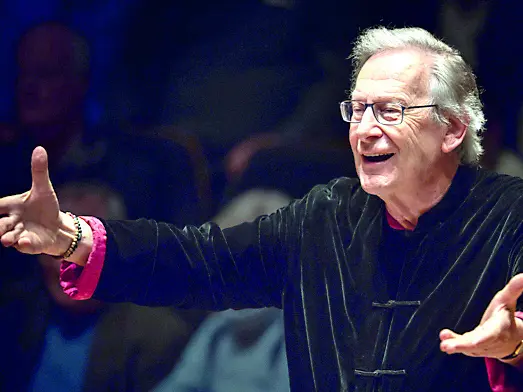 Sir John Eliot Gardiner in una foto di Hans van der Woerd