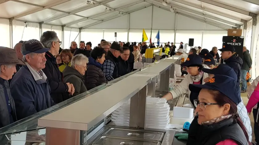 Alcuni momenti della Festa degli asparagi a Fossalon