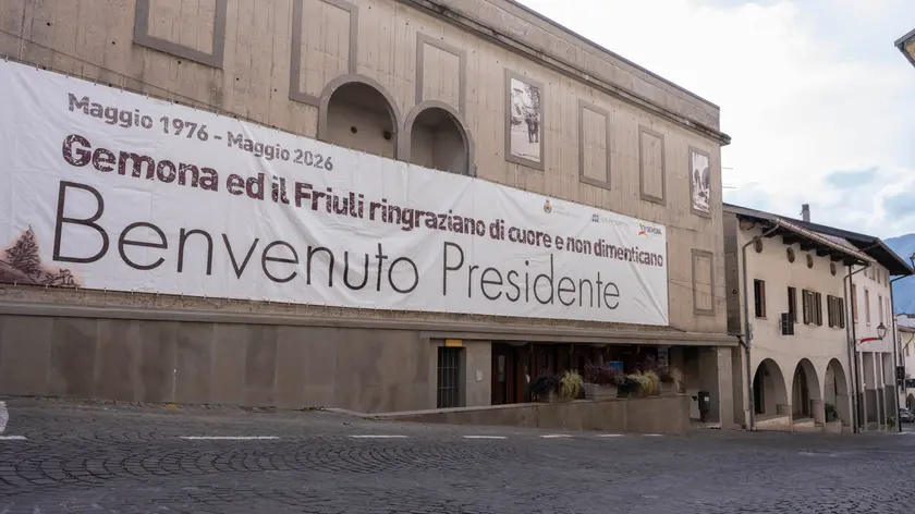 Terremoto del Friuli, maxischermo in piazza e il sorvolo delle Frecce per Mattarella e Meloni