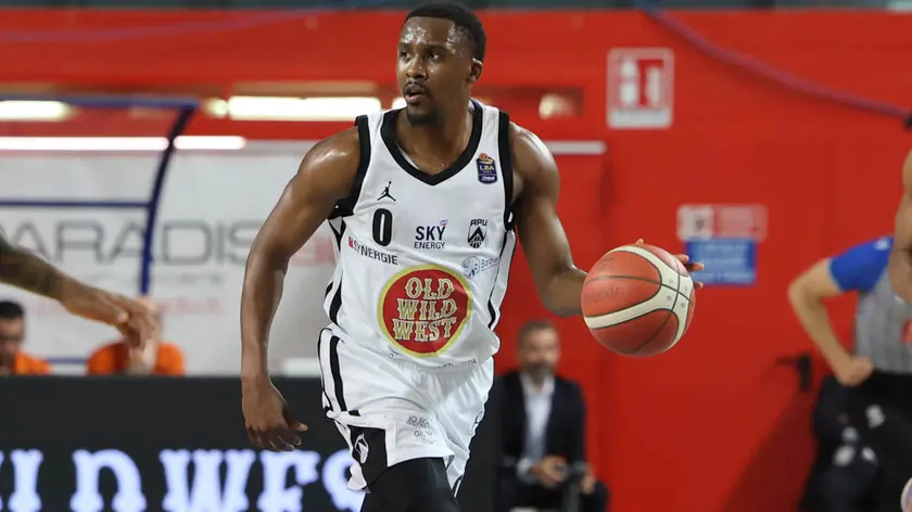 https://images.messaggeroveneto.it/view/acePublic/alias/contentid/1qy0qp54esns3a5c45z/0/copia-di-copy-of-udine-3-maggio-2026-basket-a1-apu-udine-vs-trento-foto-petrussi.webp?f=16%3A9&amp;w=840