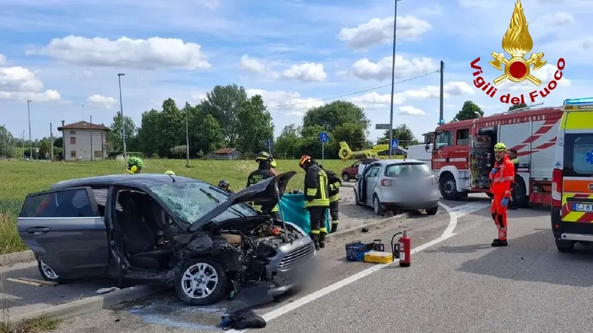 L'intervento dei soccorritori a Prata di Pordenone