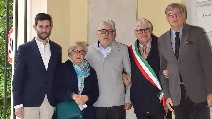 I familiari di Bravo con Colautti, De Toni e Da Pozzo (foto Petrussi)
