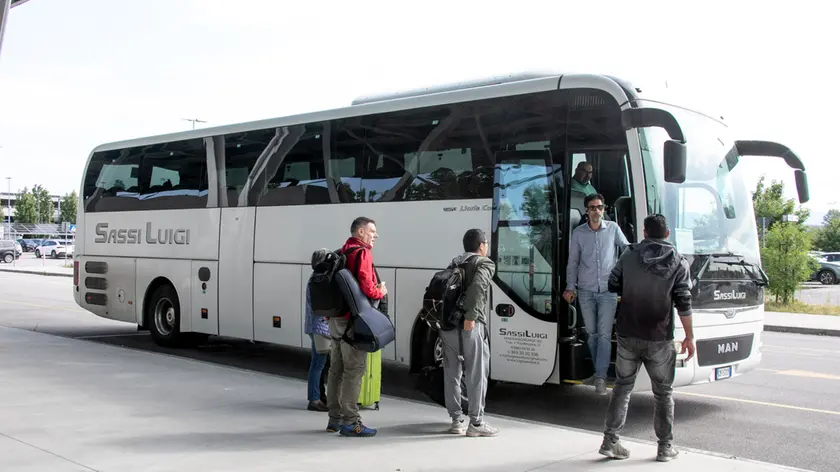 Cosa c’è da sapere sui maxi-cantieri della Trieste-Venezia: stop ai treni regionali, bus sostitutivi e cambi di orario