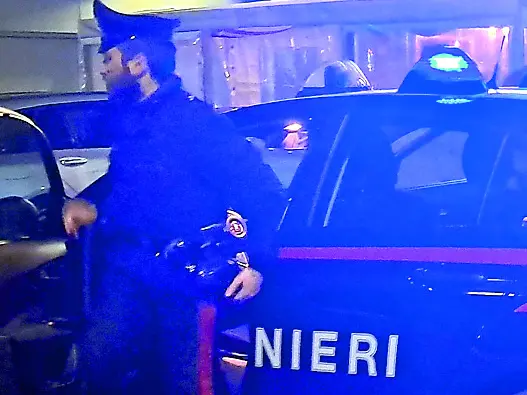 I carabinieri hanno avviato le indagini su quanto accaduto sabato sera a Tolmezzo