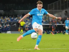Napoli’s midfielder Scott McTominay scores the goal during the Italian Serie A soccer match SSC Napoli vs FC Inter at Diego Armando Maradona stadium in Naples, Italy, 25 October 2025 ANSA CESARE ABBATE