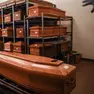 Nel mirino dell’inchiesta la provenienza delle bare in legno