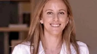 Dott.ssa Romina Inès Cervigni biologa nutrizionista responsabile scientifica della Fondazione Valter Longo ETS