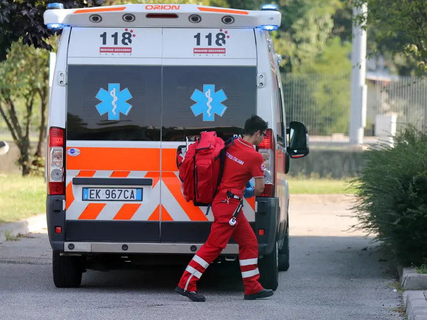 Un'ambulanza del 118.