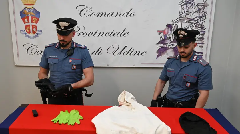 Rapina al supermercato vicino all’ospedale di Udine: preso il presunto autore, coinvolti altri quattro giovani
