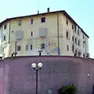 Una volta rintracciato il giovane è stato arrestato e trasferito nel carcere di Pordenone