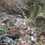 La discarica abusiva a Ovasta