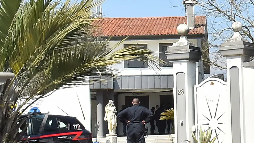L'operazione dei carabinieri in via Udine a Pradamano