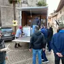 I soccorsi alla popolazione di Versa subito dopo l’alluvione (Tibaldi)