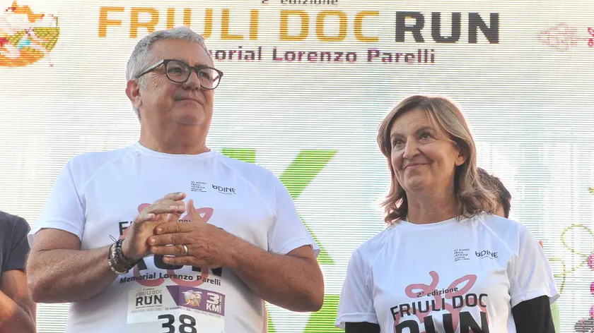 I genitori di Lorenzo Parelli sul palco della Friuli Doc Run