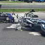 Le due motociclette coinvolte nell'incidente (Foto Petrussi)