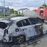 L'auto andata a fuoco a Muzzana