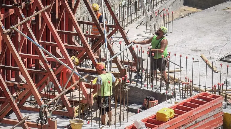 Orari modificati per il caldo torrido