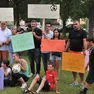 Cartelli al sit in di protesta andato in scena lunedì