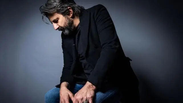 Il cantautore Omar Pedrini