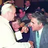 Luigi Di Lenardo insieme a papa Giovanni Paolo II