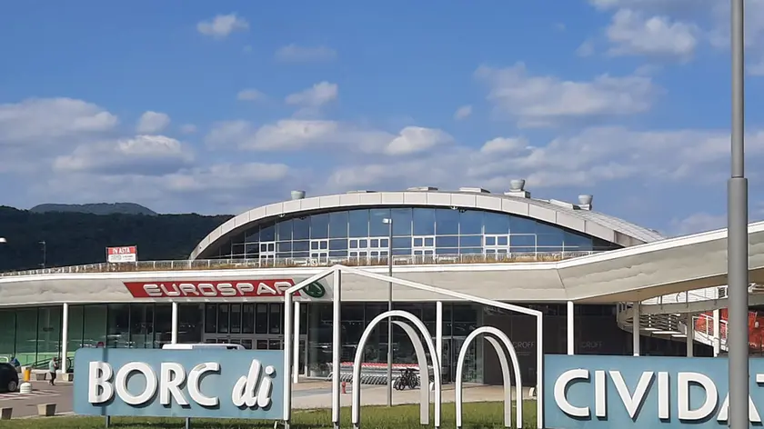 https://images.messaggeroveneto.it/view/acePublic/alias/contentid/1scsyw5c1ekjthumnvx/0/cupola.webp?f=16%3A9&amp;w=840