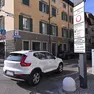 Il varco di via Battisti,uno dei sei monitorati con le telecamere (foto Petrussi)
