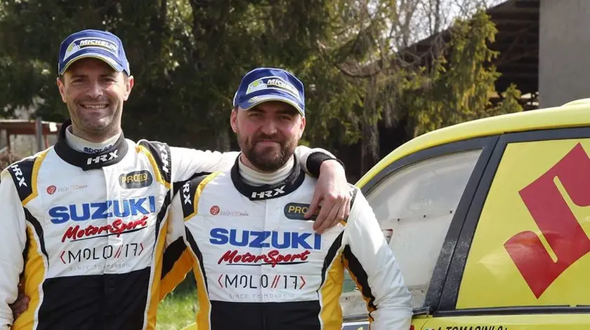 Rally. Il pilota pordenonese Andrea Tomasini, Mauro Toffoli e la loro Suzuki.