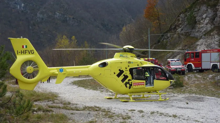 Un intervento dell’elicottero a Tramonti in una foto d’archivio