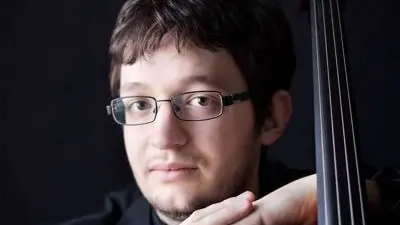 Il violoncellista Riccardo Pes