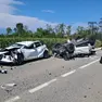 Le due vetture coinvolte nello scontro con il trattore