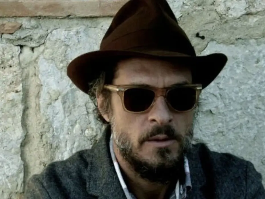 Il regista Michael Haussman, sceneggiatore e artista statunitense