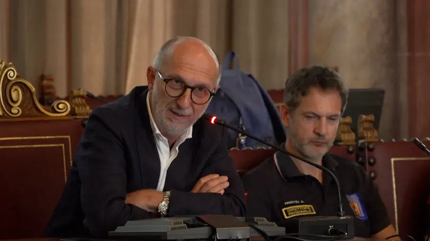 L’assessore Riccardi (a sinistra) durante l’incontro a Udine