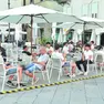 I dehor riaperti in piazza San Giacomo. Foto Petrussi